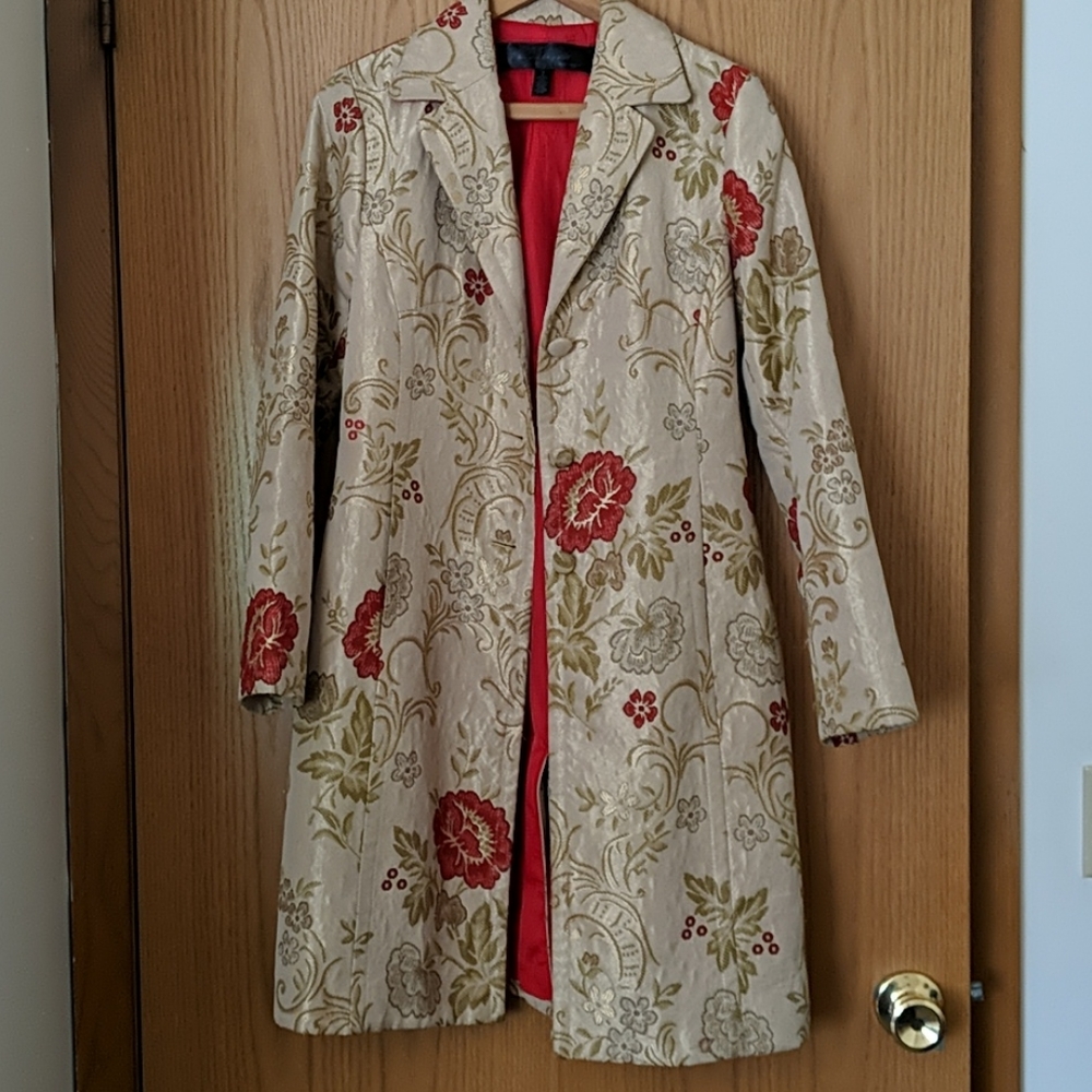 Embroidered coat